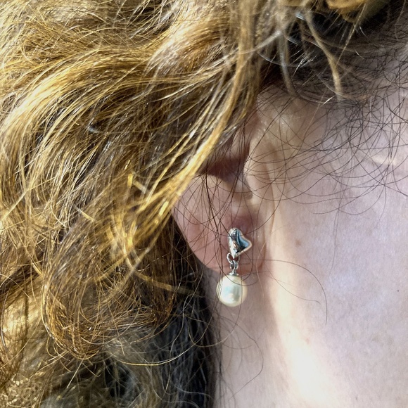 Beautiful Glass pearl earrings - Picture 2 of 4